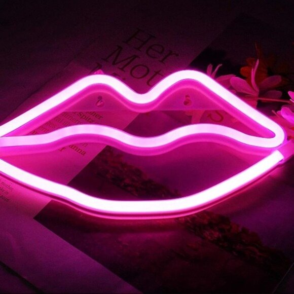 💋 Sassy Neon Pink Lip LED Light Cute Room Decor - Picture 2 of 7